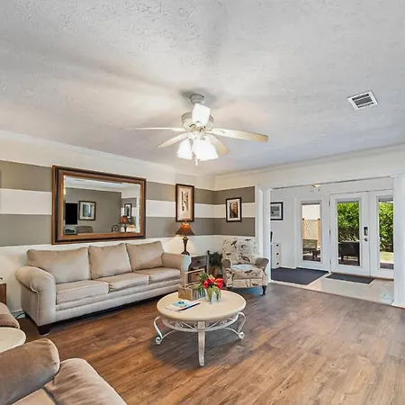Villa Gulf Highlands - 161 Grand Island Blvd